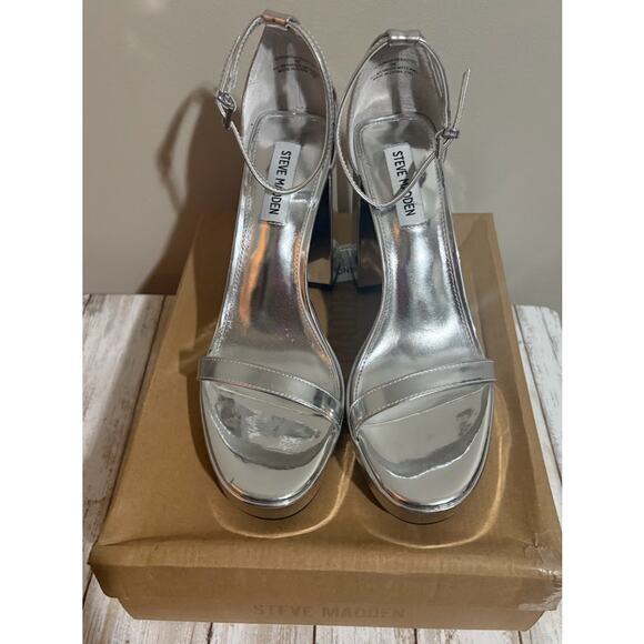 Steve Madden Women's Veronika Silver Platform Sandal Size 9M NWB - Picture 8 of 9
